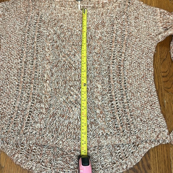 Free People Chunky Knit Scoop Neck Sweater size Large - Picture 7 of 8